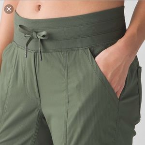 lululemon Street to Studio Pant: Unlined